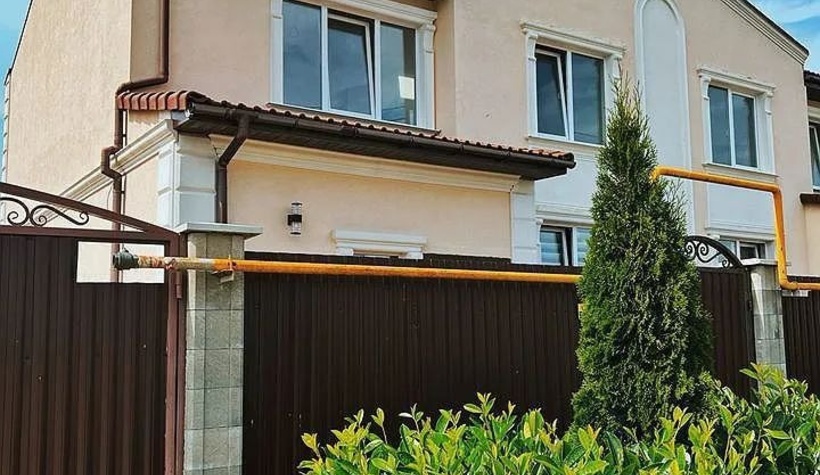 Дом 210м.кв в элитном поселке в черте г. Севастополя.