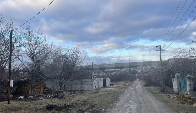 Республика Крым, Симферополь, ул. Чамлы, участок 6 соток